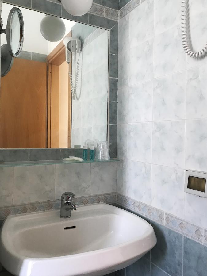 טרצ'ינה Villa Del Sole מראה חיצוני תמונה
