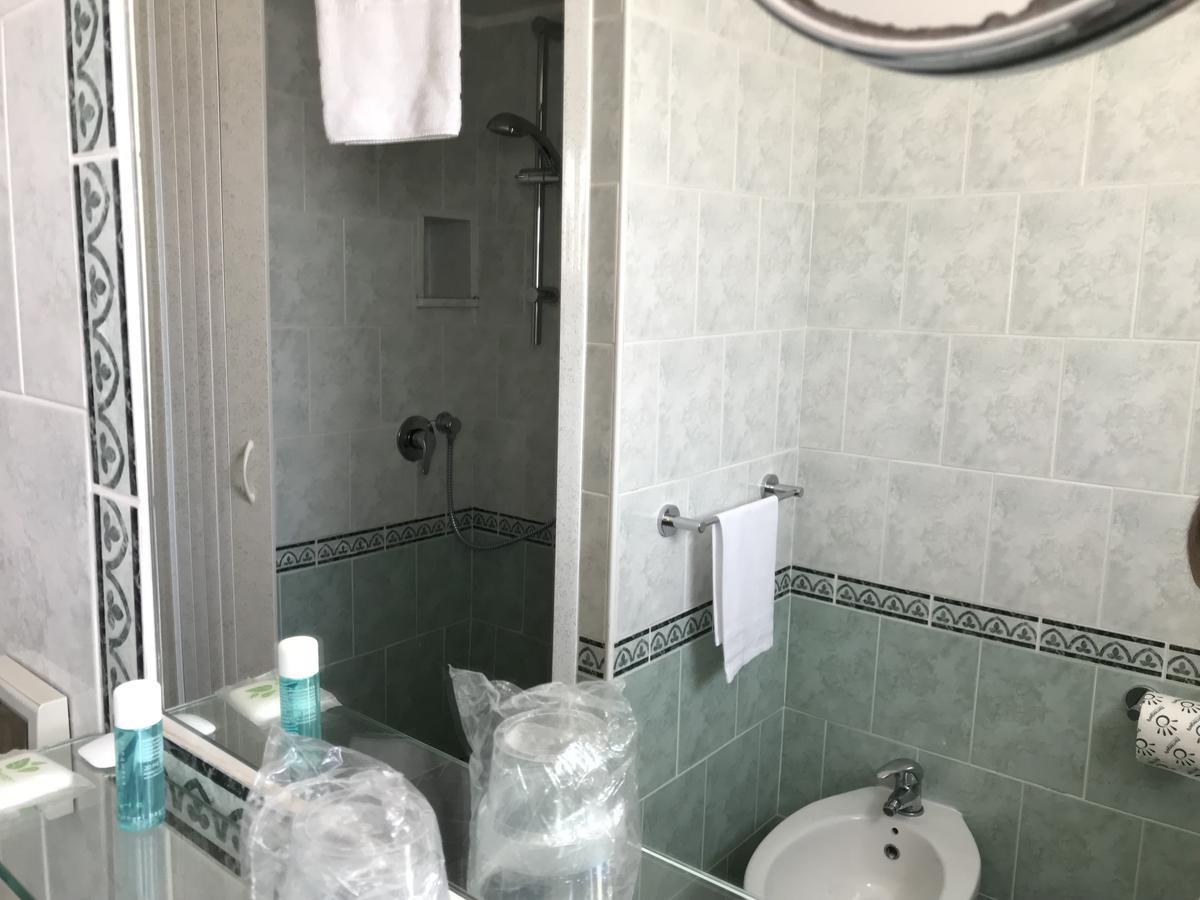 טרצ'ינה Villa Del Sole מראה חיצוני תמונה