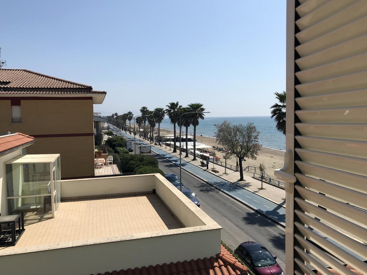 טרצ'ינה Villa Del Sole מראה חיצוני תמונה